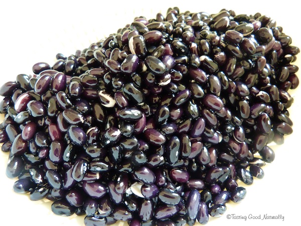Haricots noirs - végétaliens - Tasting Good Naturally